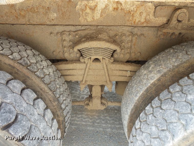 image for item FM9686 2004 Sterling Acterra refuse truck