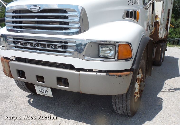 image for item FM9686 2004 Sterling Acterra refuse truck