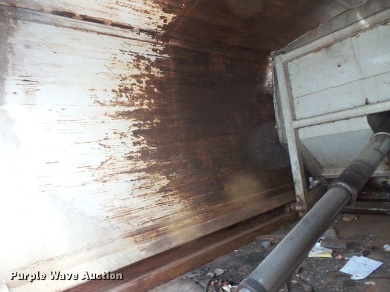 image for item FM9686 2004 Sterling Acterra refuse truck