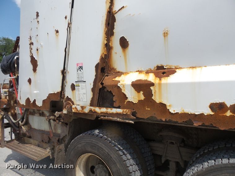 image for item FM9686 2004 Sterling Acterra refuse truck