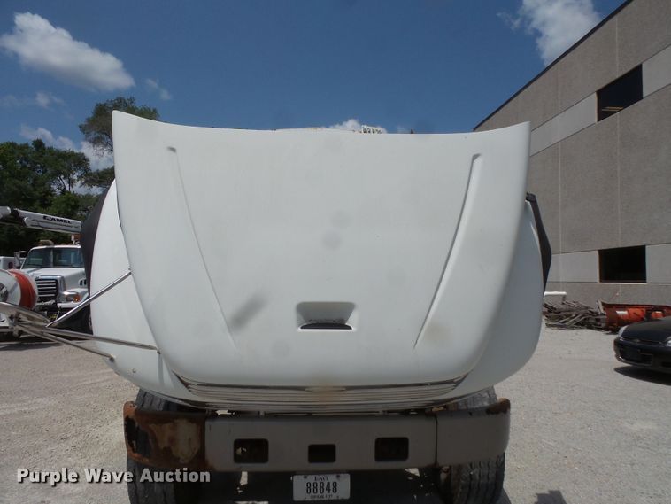 image for item FM9686 2004 Sterling Acterra refuse truck