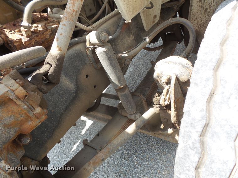 image for item FM9686 2004 Sterling Acterra refuse truck