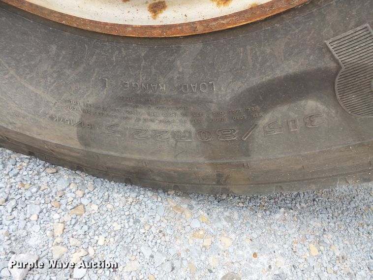 image for item FM9686 2004 Sterling Acterra refuse truck