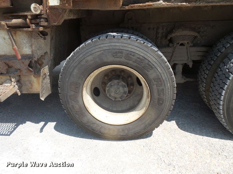 image for item FM9686 2004 Sterling Acterra refuse truck