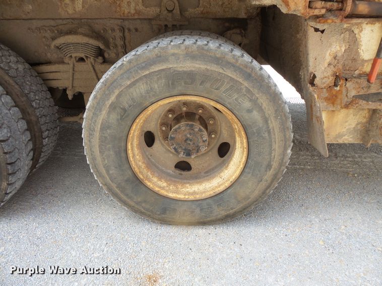 image for item FM9686 2004 Sterling Acterra refuse truck