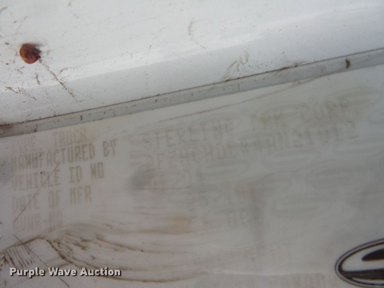 image for item FM9686 2004 Sterling Acterra refuse truck