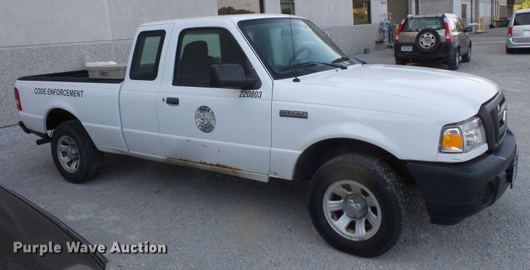 image for item FM9693 2008 Ford Ranger SuperCab pickup truck