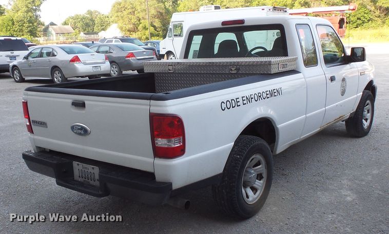 image for item FM9693 2008 Ford Ranger SuperCab pickup truck