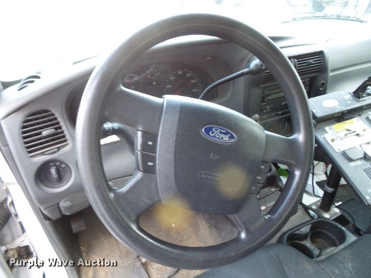 image for item FM9693 2008 Ford Ranger SuperCab pickup truck