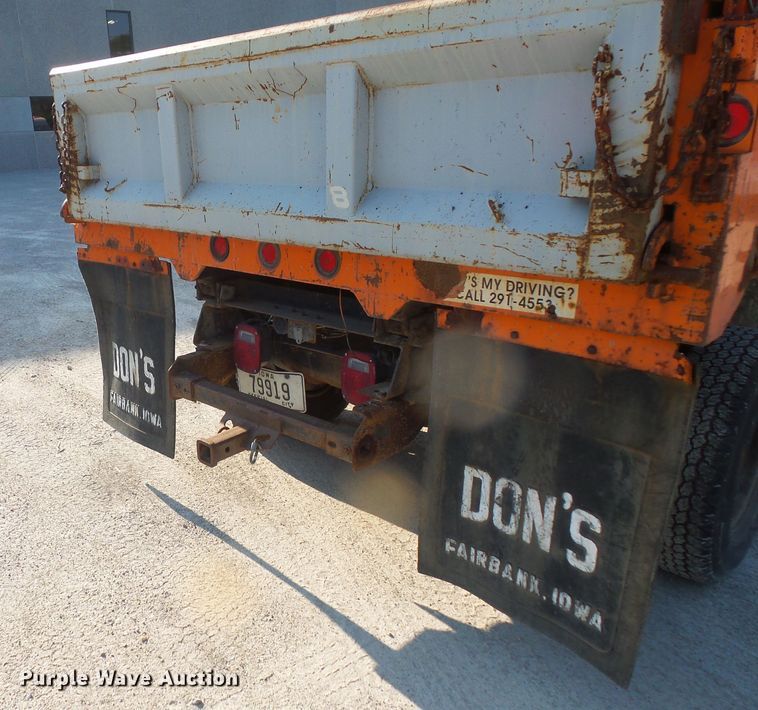 image for item FM9694 1997 Ford F450 Super Duty dump truck