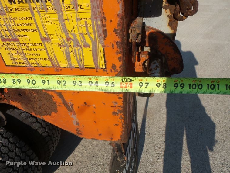 image for item FM9694 1997 Ford F450 Super Duty dump truck