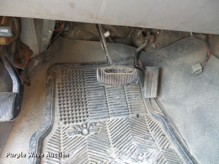 image for item FM9694 1997 Ford F450 Super Duty dump truck