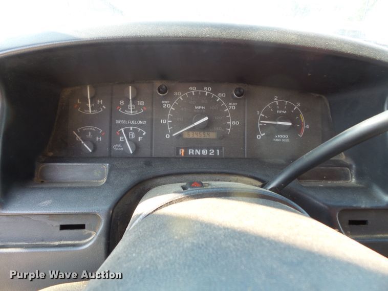 image for item FM9694 1997 Ford F450 Super Duty dump truck