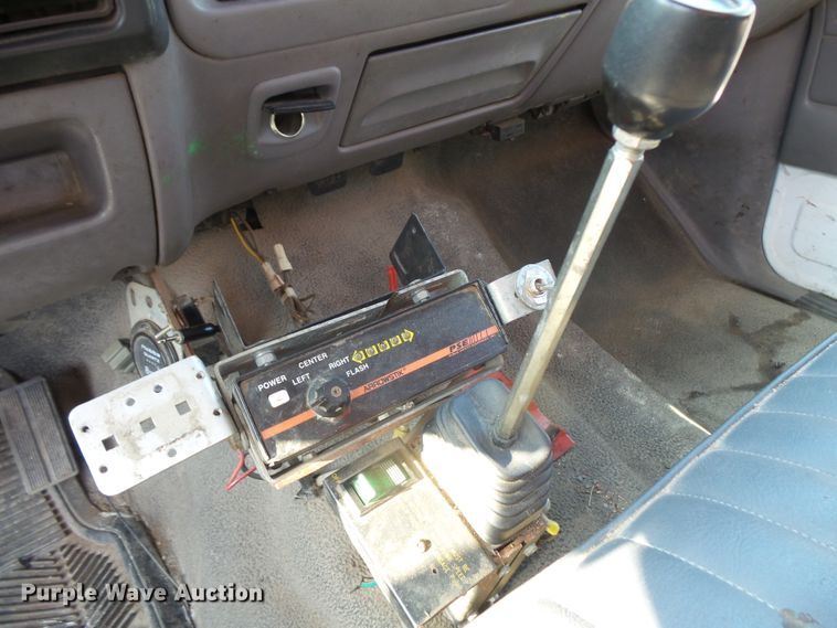 image for item FM9694 1997 Ford F450 Super Duty dump truck