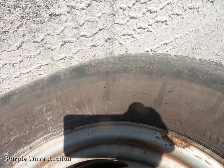 image for item FM9694 1997 Ford F450 Super Duty dump truck