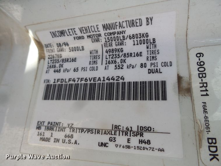 image for item FM9694 1997 Ford F450 Super Duty dump truck