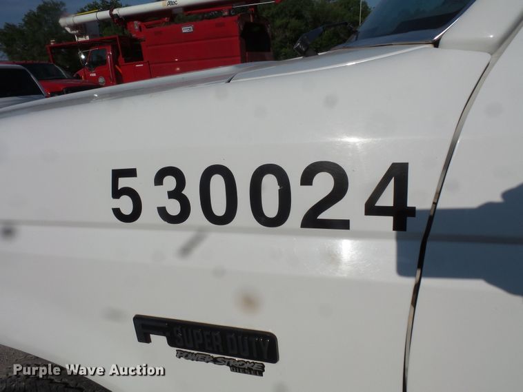 image for item FM9694 1997 Ford F450 Super Duty dump truck