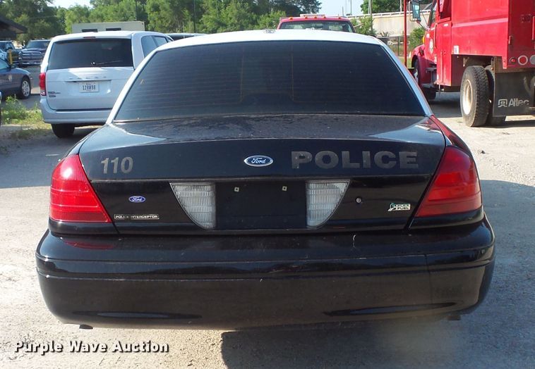 image for item FM9695 2011 Ford Crown Victoria Police Interceptor