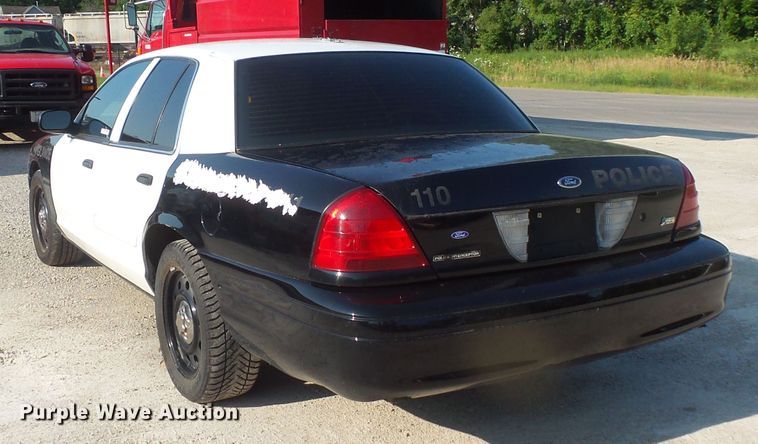 image for item FM9695 2011 Ford Crown Victoria Police Interceptor