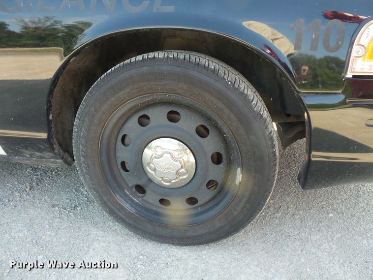 image for item FM9695 2011 Ford Crown Victoria Police Interceptor