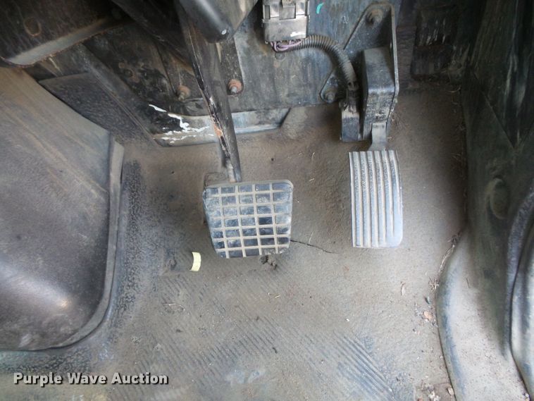 image for item FM9696 2006 International 7400 refuse truck