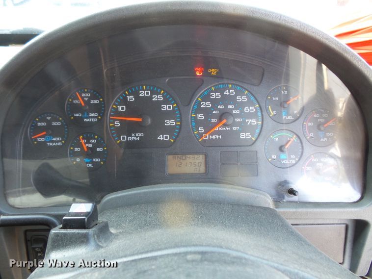 image for item FM9696 2006 International 7400 refuse truck