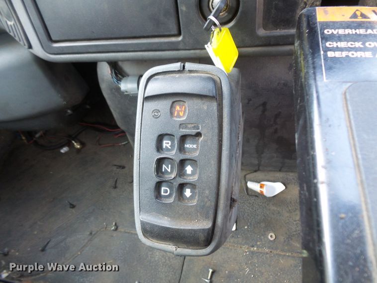 image for item FM9696 2006 International 7400 refuse truck