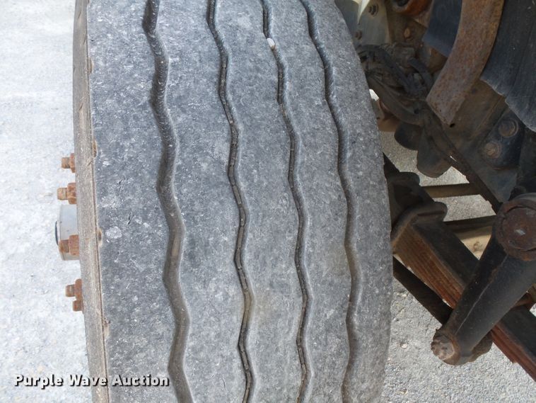 image for item FM9696 2006 International 7400 refuse truck