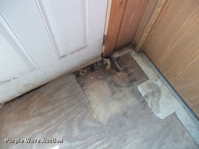 image for item FM9702 2005 Premiere 8X30 jobsite trailer