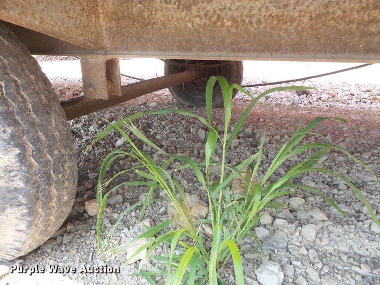 image for item FM9702 2005 Premiere 8X30 jobsite trailer