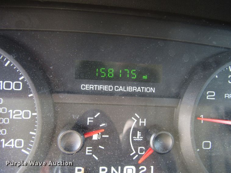 image for item FO9305 2006 Ford Crown Victoria Police Interceptor