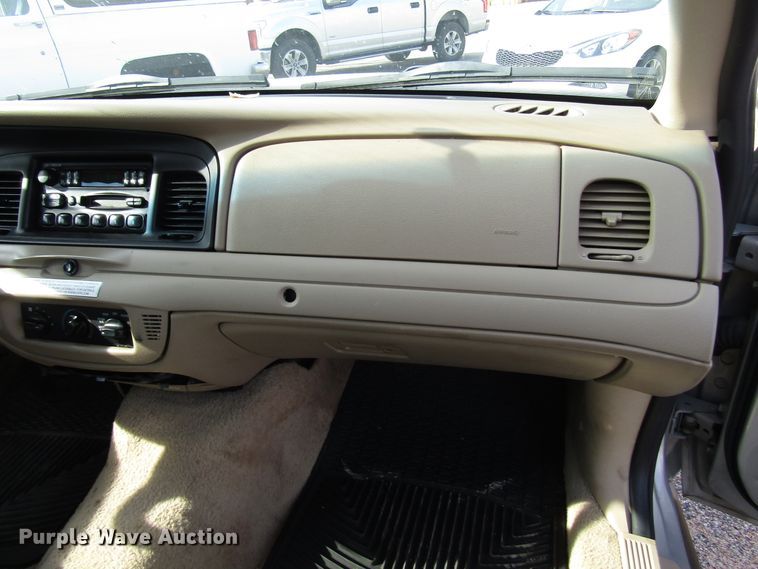 image for item FO9305 2006 Ford Crown Victoria Police Interceptor