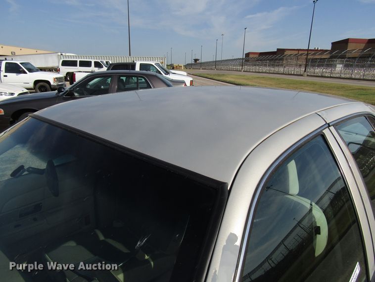 image for item FO9305 2006 Ford Crown Victoria Police Interceptor