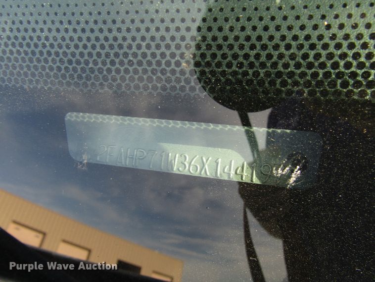 image for item FO9305 2006 Ford Crown Victoria Police Interceptor