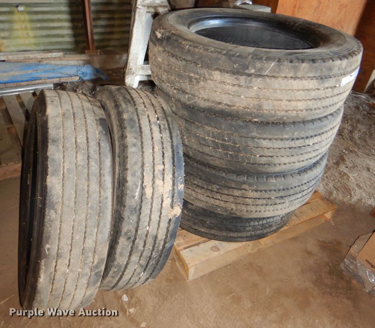 image for item FP9115 (7) tires