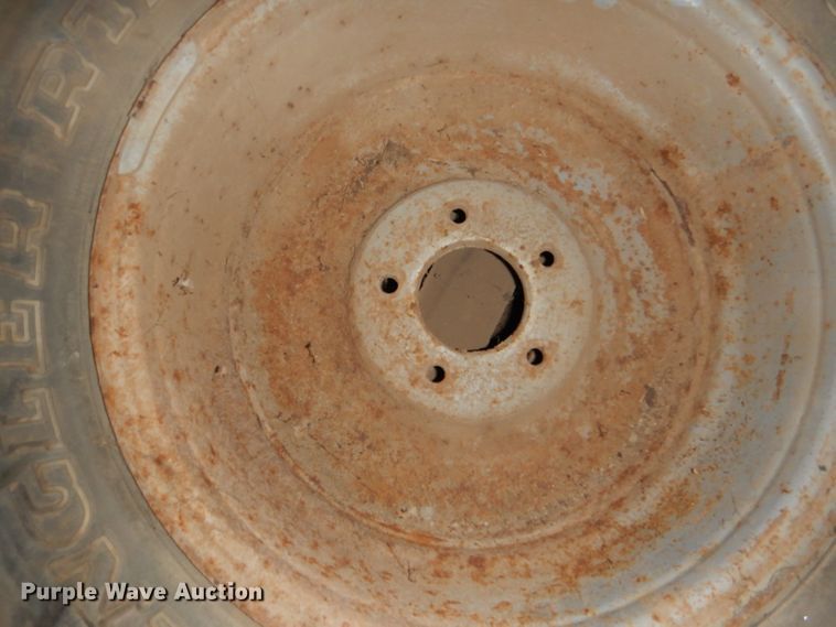 image for item FP9115 (7) tires