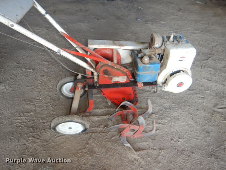 image for item FP9116 Lawn equipment