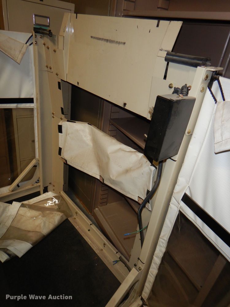 image for item FP9143 Grasshopper lawn mower cab