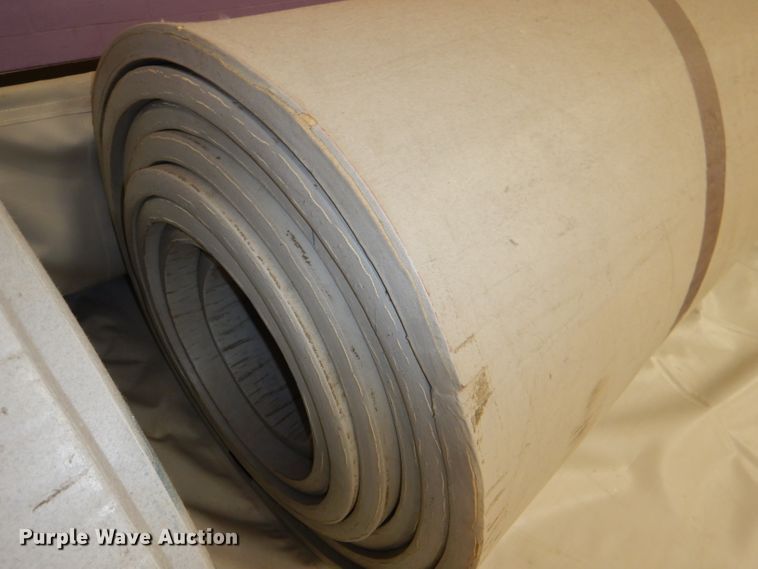 image for item FP9145 (3) wrestling mats