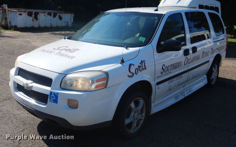 image for item FT9355 2007 Chevrolet Uplander handicap accessible van