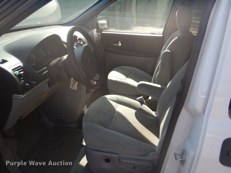 image for item FT9355 2007 Chevrolet Uplander handicap accessible van