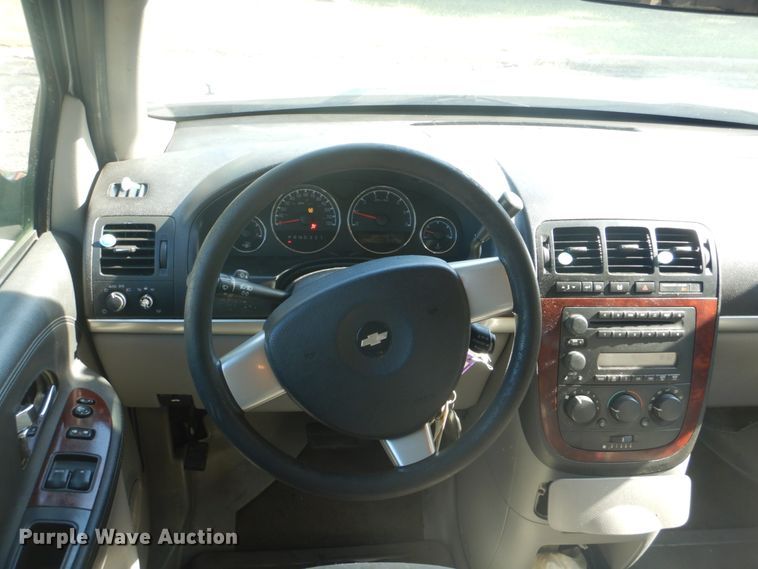 image for item FT9355 2007 Chevrolet Uplander handicap accessible van