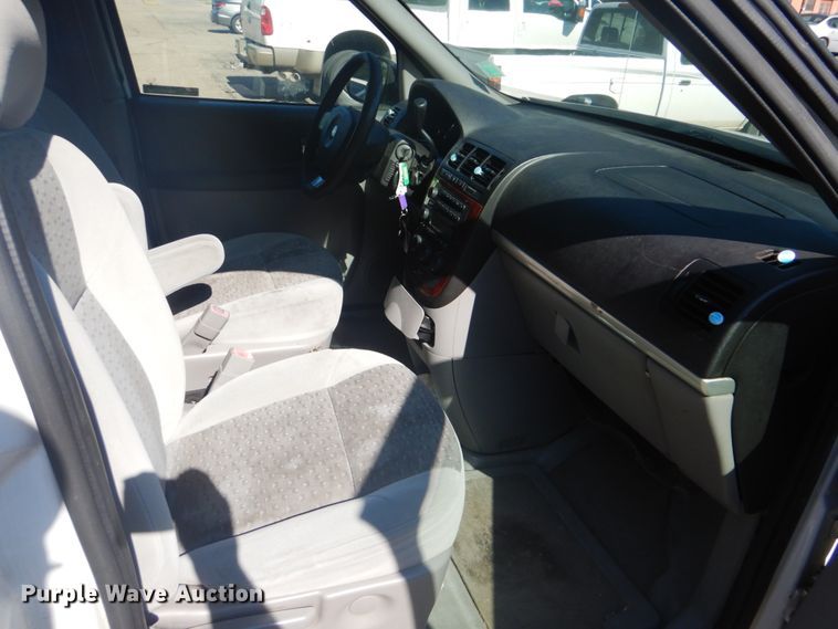 image for item FT9355 2007 Chevrolet Uplander handicap accessible van