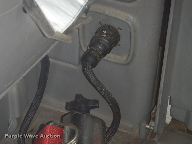 image for item FT9355 2007 Chevrolet Uplander handicap accessible van