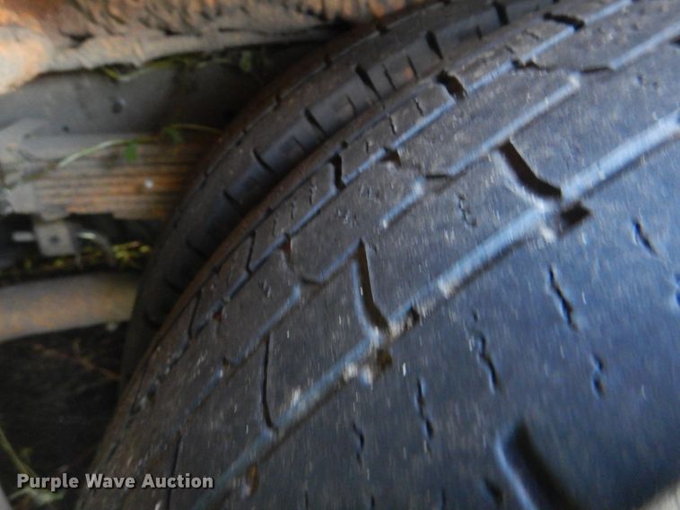 image for item FT9357 2008 Ford Econoline E450 Super Duty shuttle bus