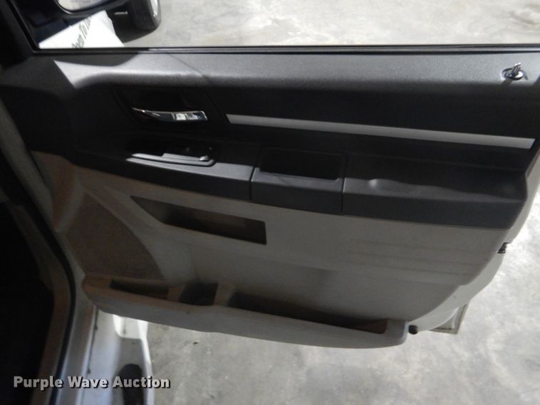 image for item FT9386 2010 Dodge Grand Caravan van