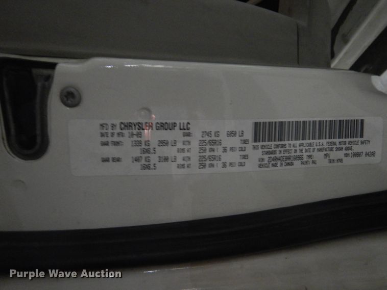 image for item FT9386 2010 Dodge Grand Caravan van