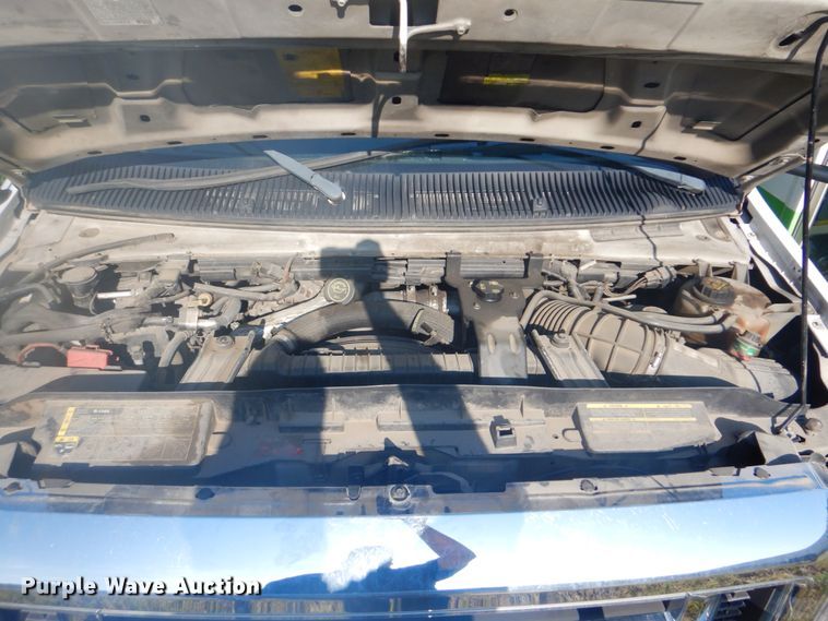 image for item FT9387 2009 Ford E450 shuttle bus