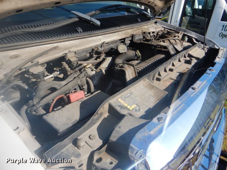 image for item FT9387 2009 Ford E450 shuttle bus