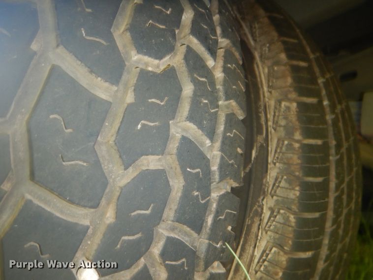 image for item FT9387 2009 Ford E450 shuttle bus